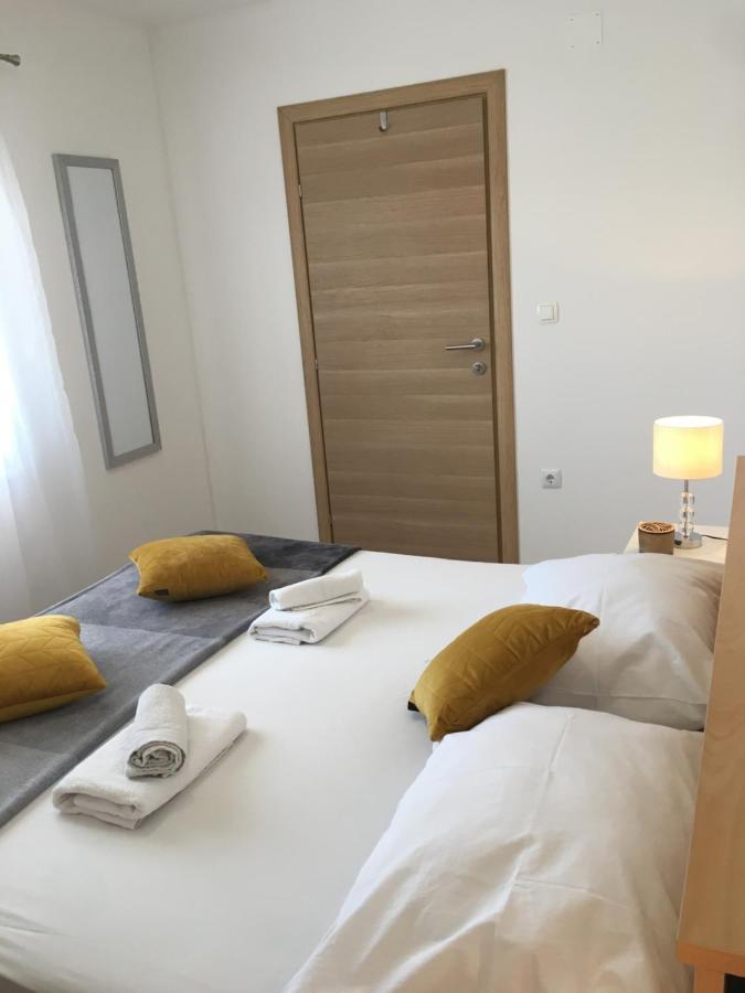 Kairos Appartement Trogir Buitenkant foto
