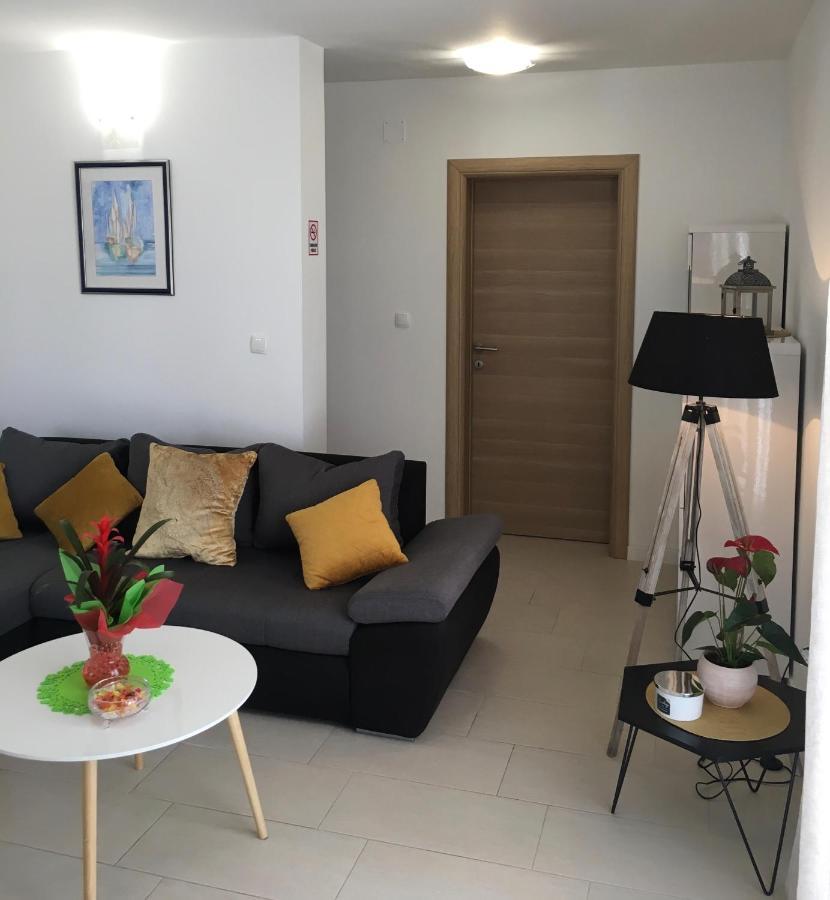 Kairos Appartement Trogir Buitenkant foto