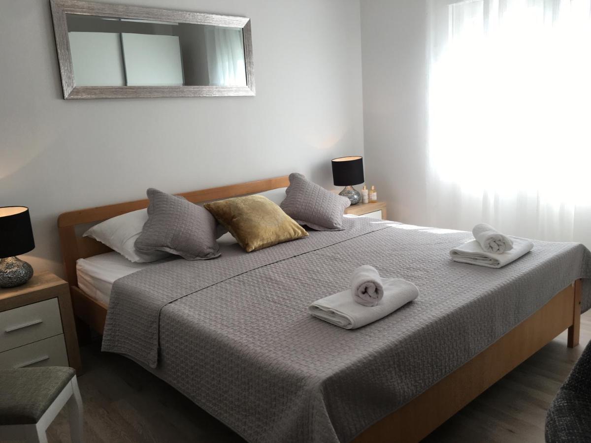 Kairos Appartement Trogir Buitenkant foto