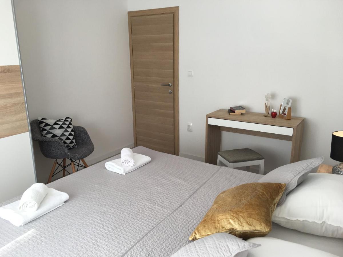 Kairos Appartement Trogir Buitenkant foto