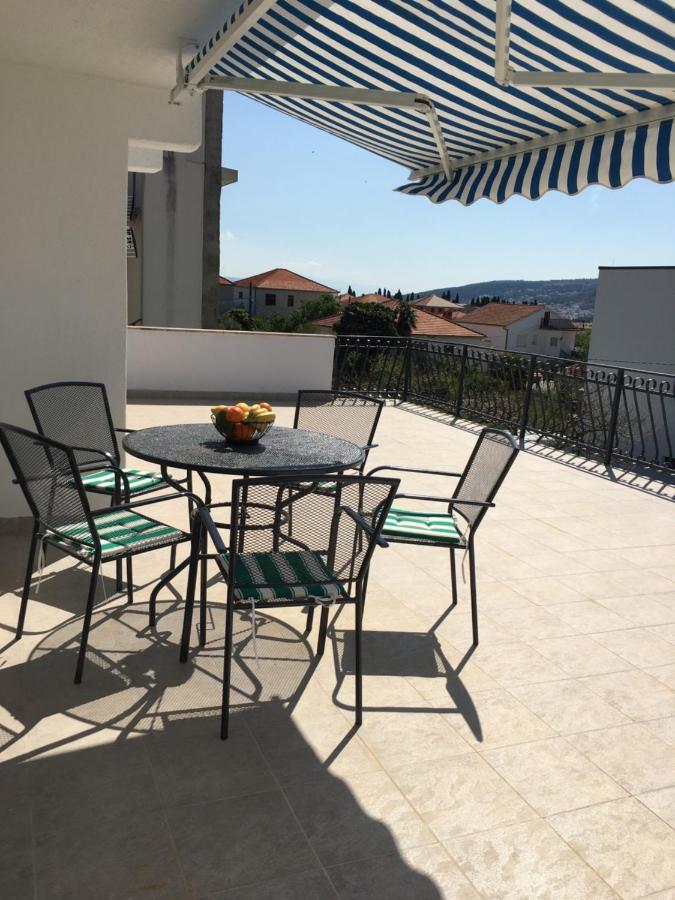 Kairos Appartement Trogir Buitenkant foto